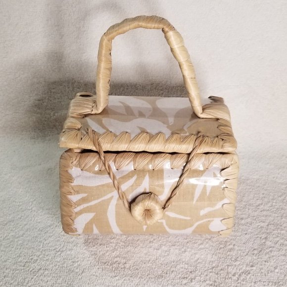 Straw handbag / purse in new condition - Picture 1 of 7